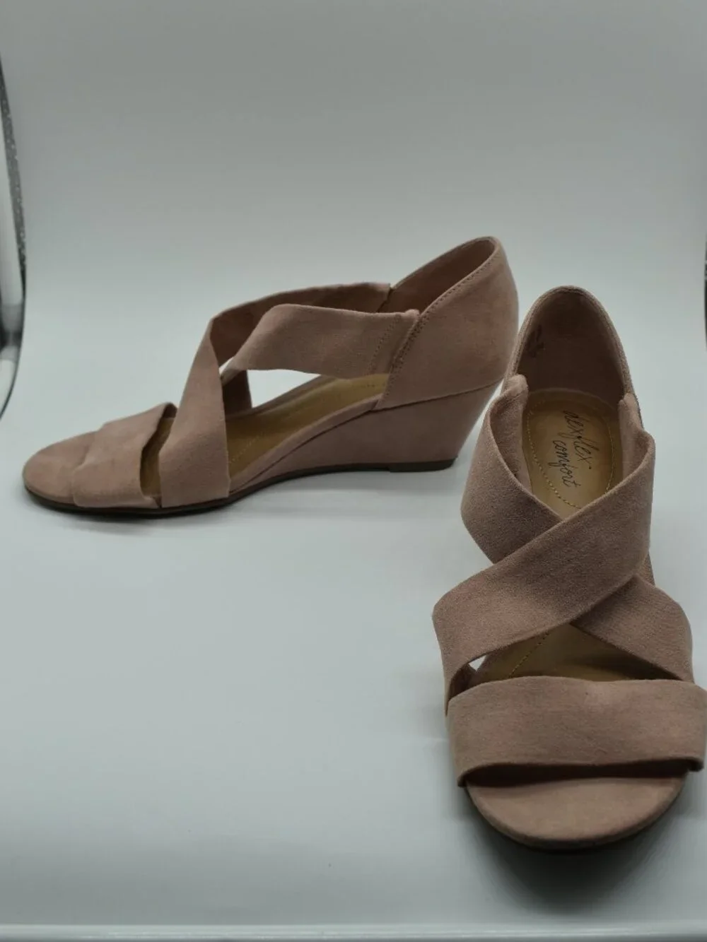 Dex Flex Comfort Strappy Suede Wedge Heel Sandals Womens Size 8 Blush Pink Shoes